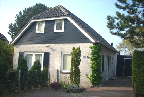 Vorderansicht-Eingang-Abstellraum